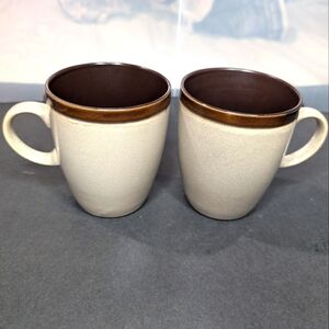 Better Homes &Gardens Sierra brown/taupe discontinued 2 ceramic 14oz coffee mugs